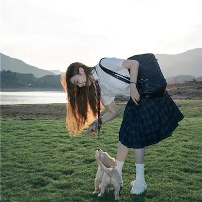 邮差总按两次铃